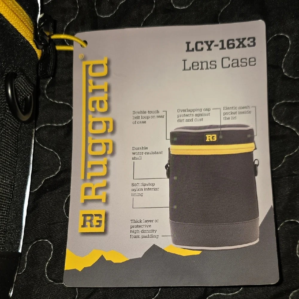 Ruggard Black and Yellow Lens Case